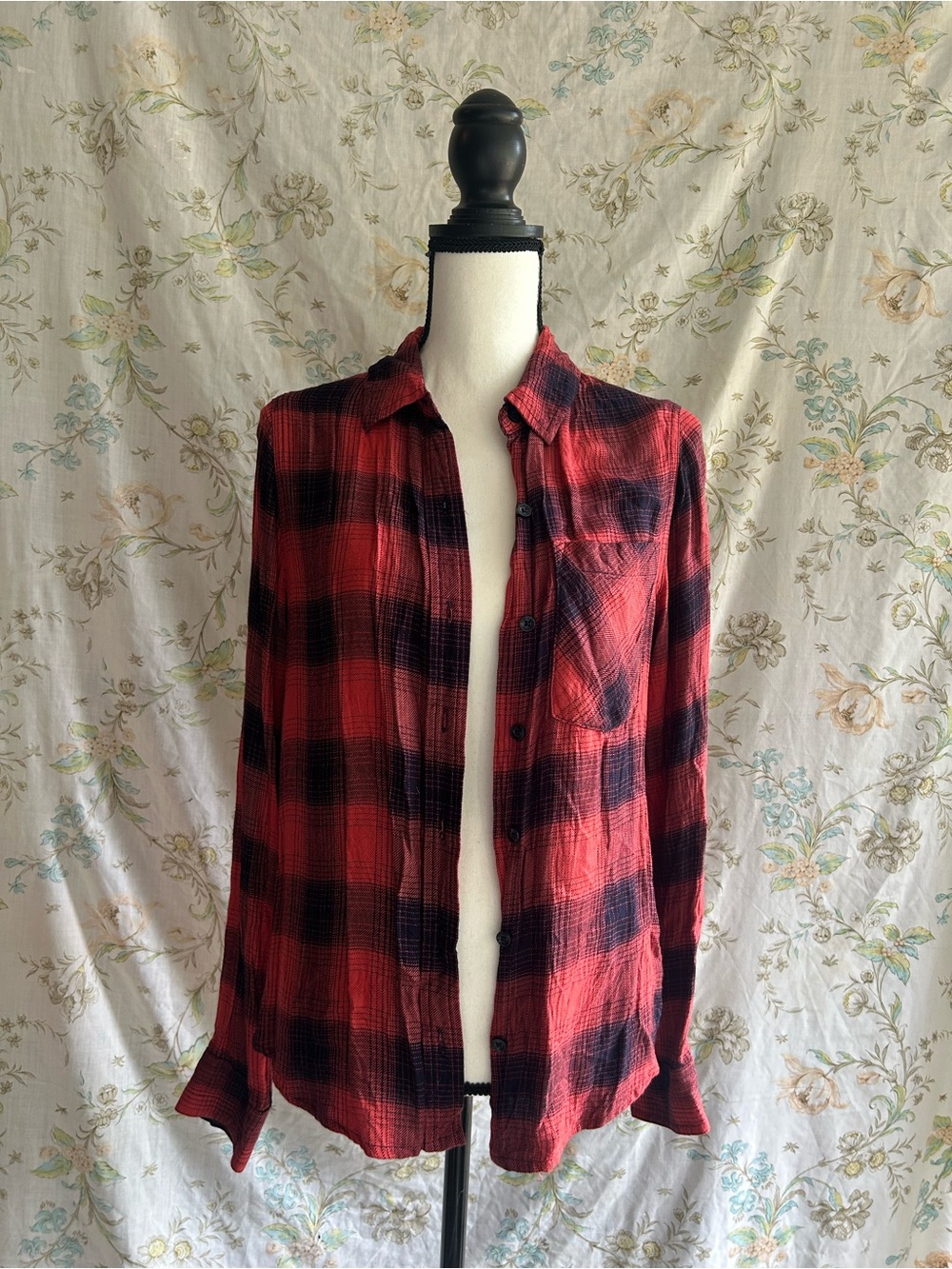Forever 21 Red and Black Plaid Button-Down Shirt